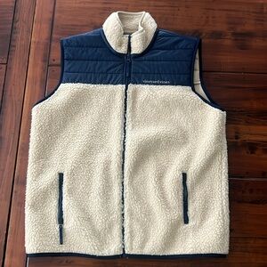 Vineyard Vines Boys XL Zip Up Navy Blue and Cream Sherpa Vest